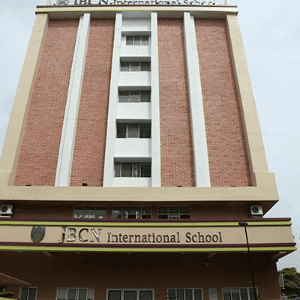 Jbcn International School