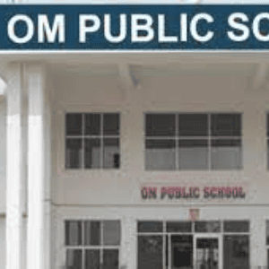Om Public School